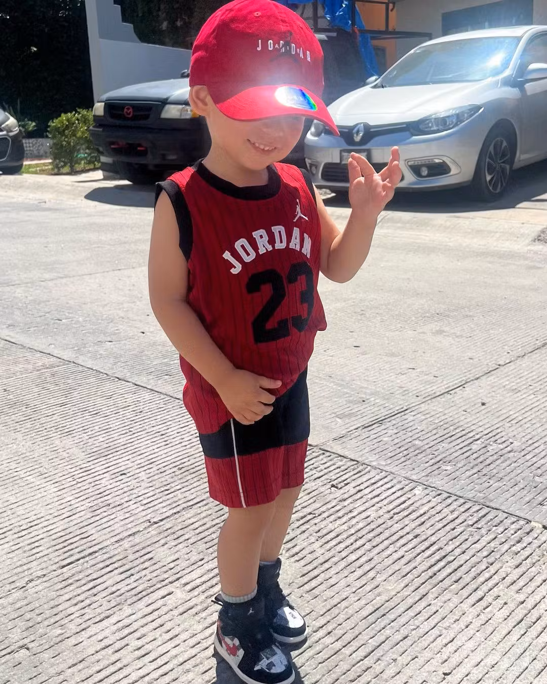 (Grade School) Air Jordan 1 Mid SE 'Newspaper Air Times' BQ6931-061 (Grade School) Air Jordan 1 Mid SE 'Newspaper Air Times' BQ6931-061